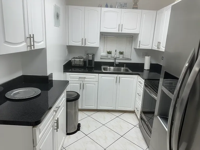 8960 S Hollybrook Blvd #301 — Photo 3