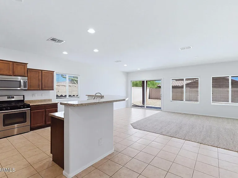 10733 W Lariat Ln — Photo 8