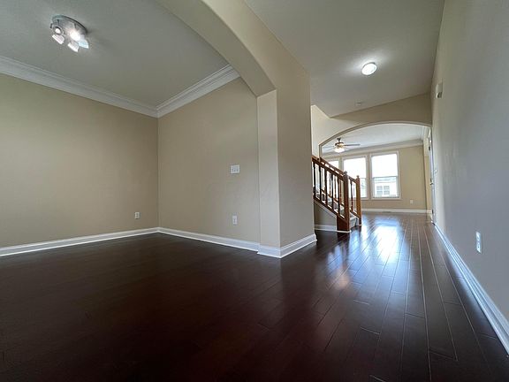 5th image of 8809 Olenbrook Dr