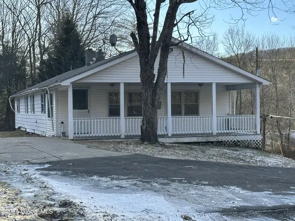 1024-1048 Garfield Road, East Nassau, NY 12062