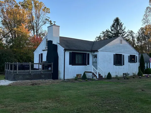 1928 Hillendale Rd, Chadds Ford, PA 19317