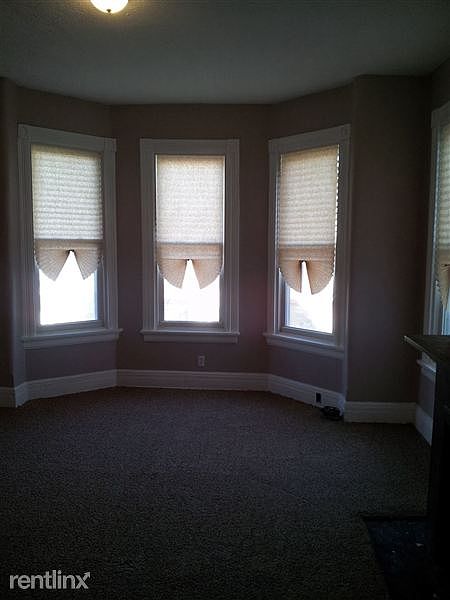 1st image of 1736 Kinney Ave #1883103
