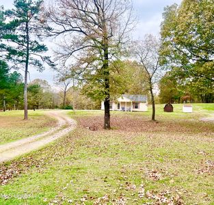 3305 Robertson Rd N, Nesbit, MS, 38651