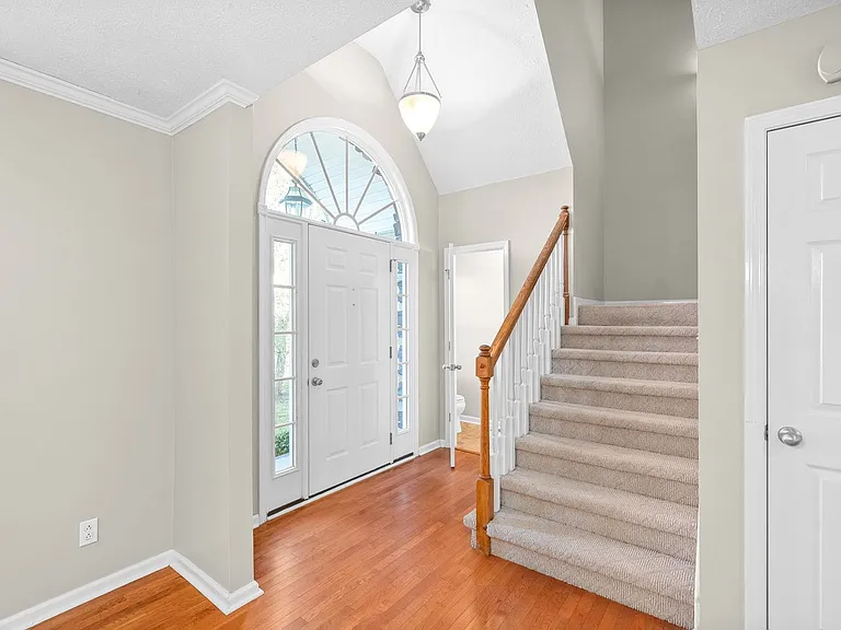 3487 Hickory Glen Dr — Photo 5