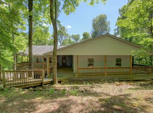 3270 Luther Ragan Rd, Palmyra, TN 37142