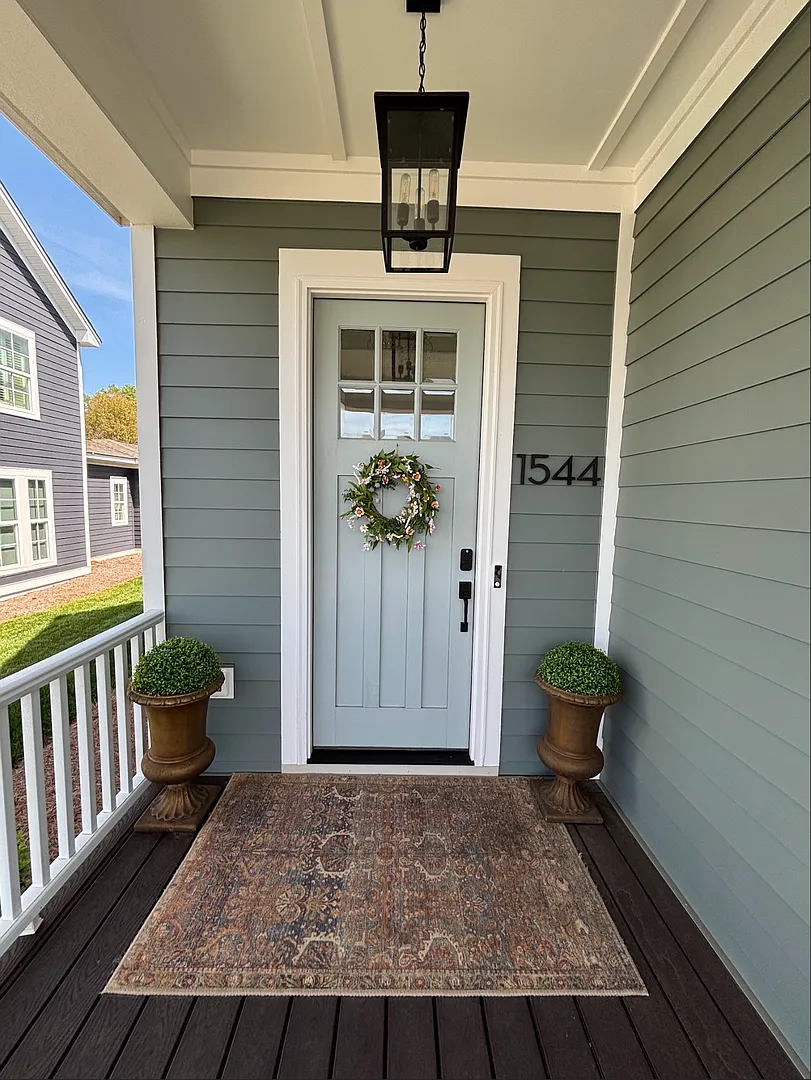 Home in Brookberry Farms community — Photo 2