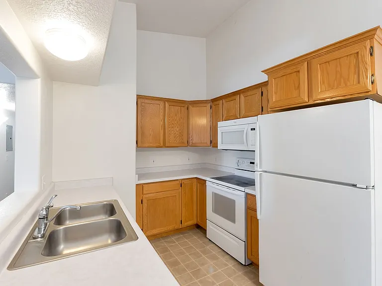 1295 W 1480 N — Photo 10
