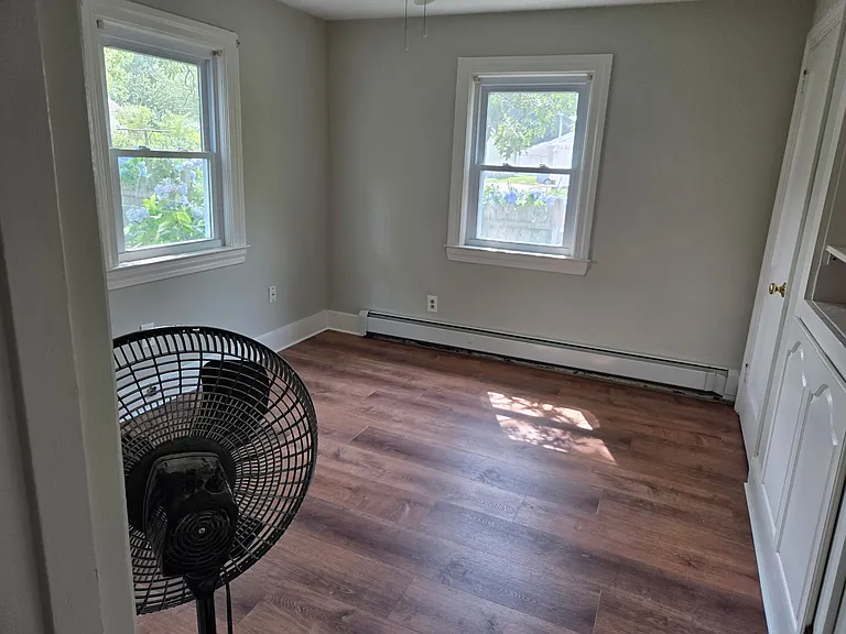 54 Park Dr — Photo 4