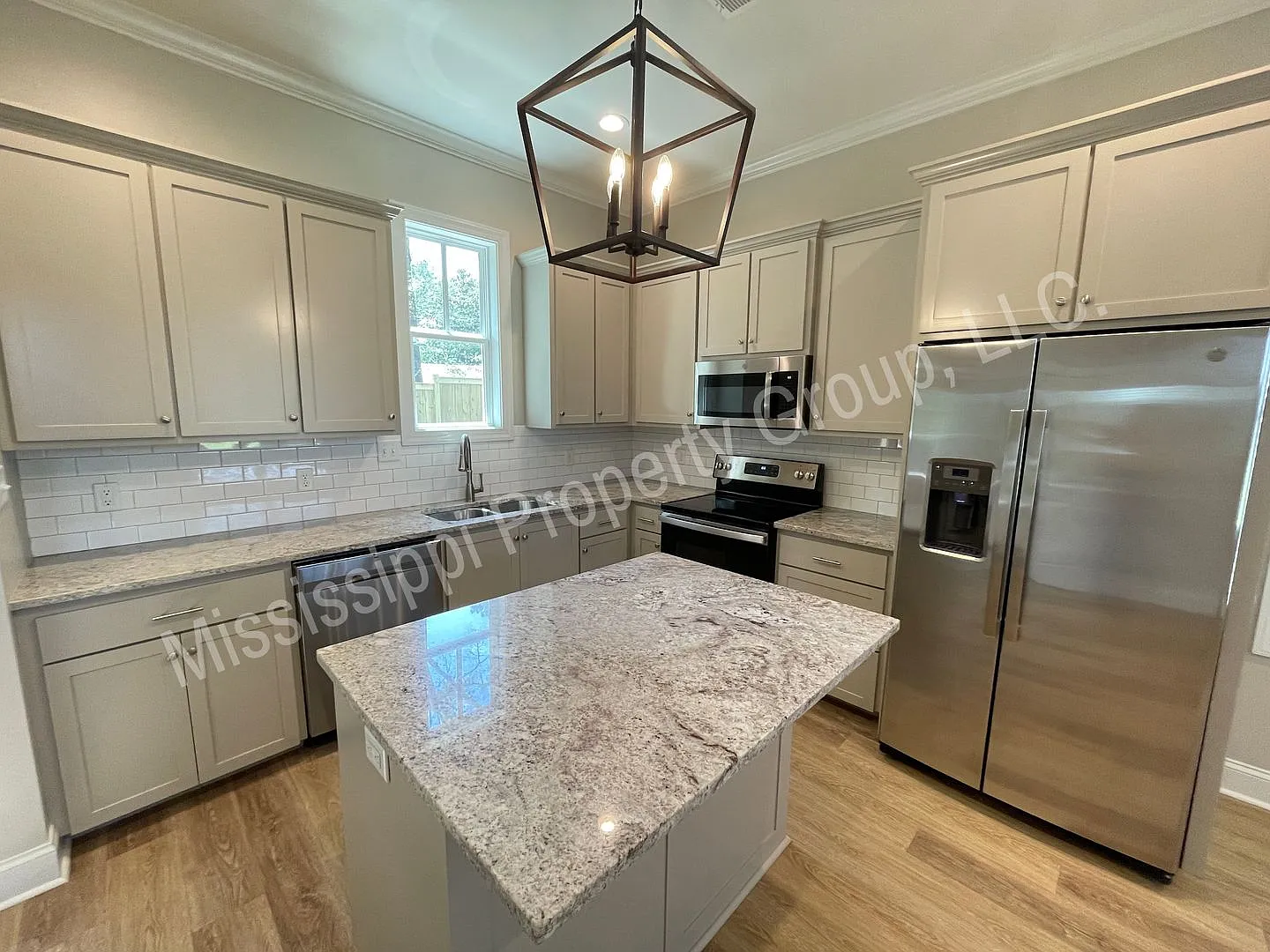 2br/2ba For Rent — Photo 4