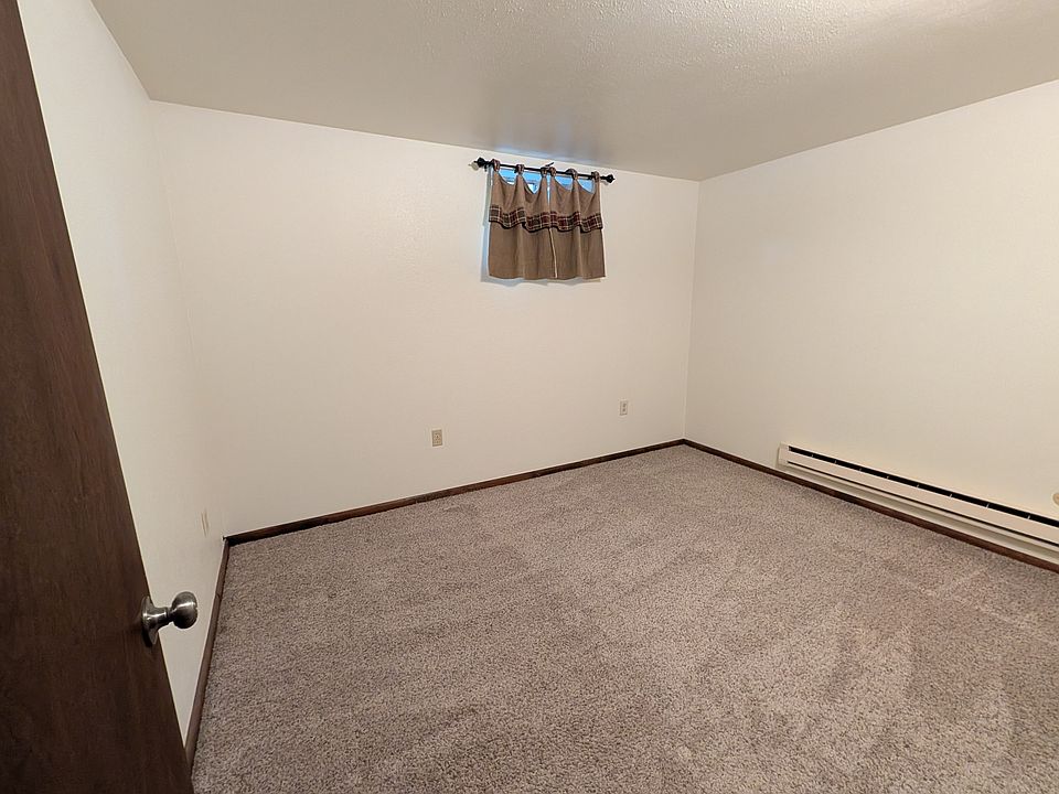 1st image of 1024 Oxford Ln Unit 64