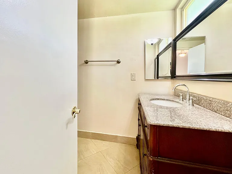 6725 Lennox Ave — Photo 41