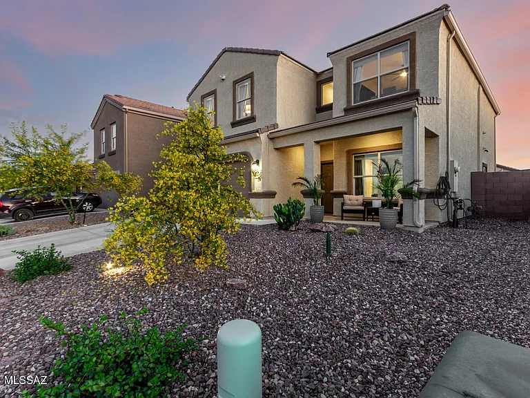 9265 W Tenaza Ln — Photo 3