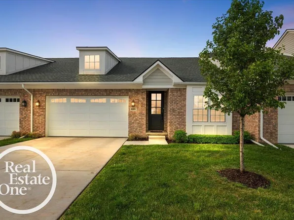 455 Heritage Pl Unit 12, Saint Clair Shores, MI 48080