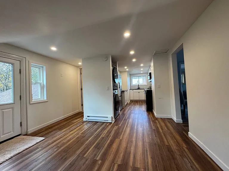 63 Canasawacta St — Photo 1