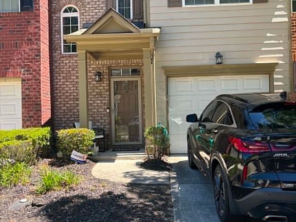 4th image of 3358 Thornbridge Dr