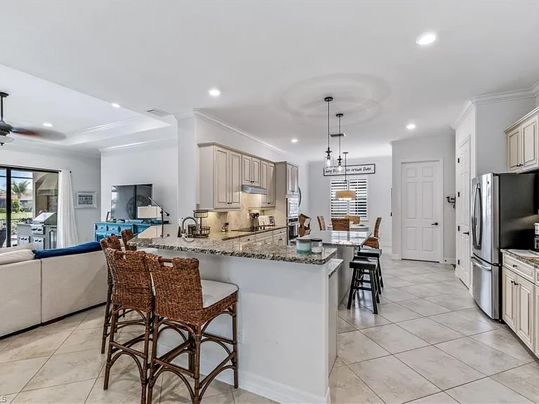 28111 Wicklow Ct — Photo 4