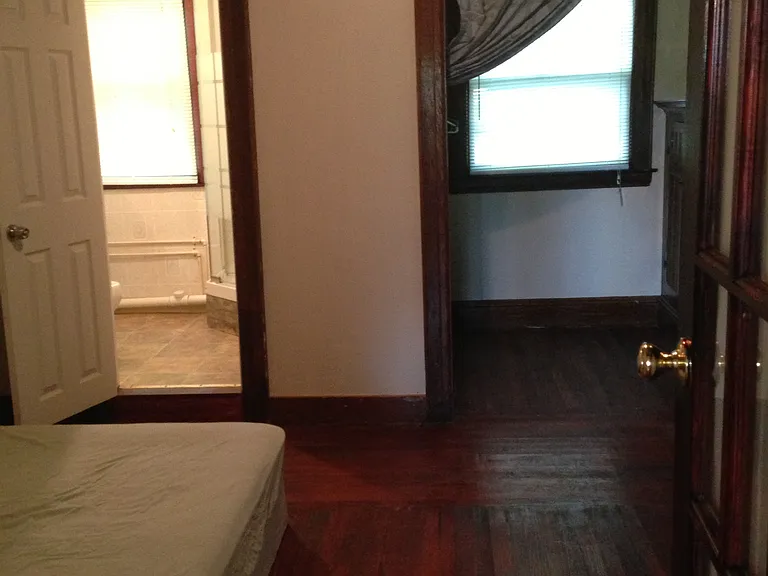 1020 Westcott St — Photo 15
