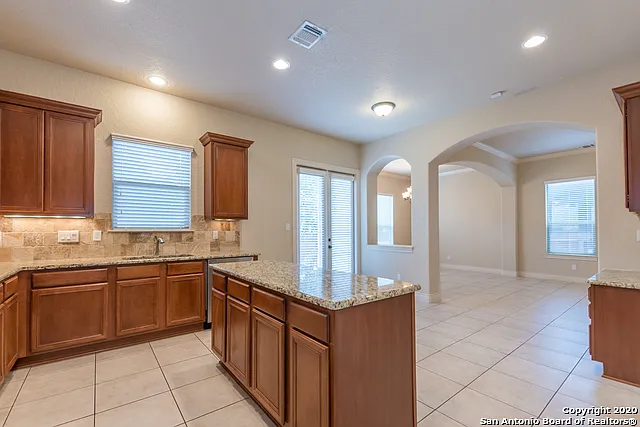 13822 Oakview Cv — Photo 24