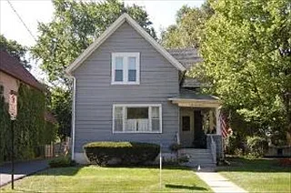 567 Addison St photo 1