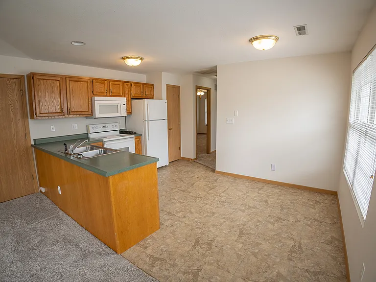 127 Ventura Ave #A — Photo 7