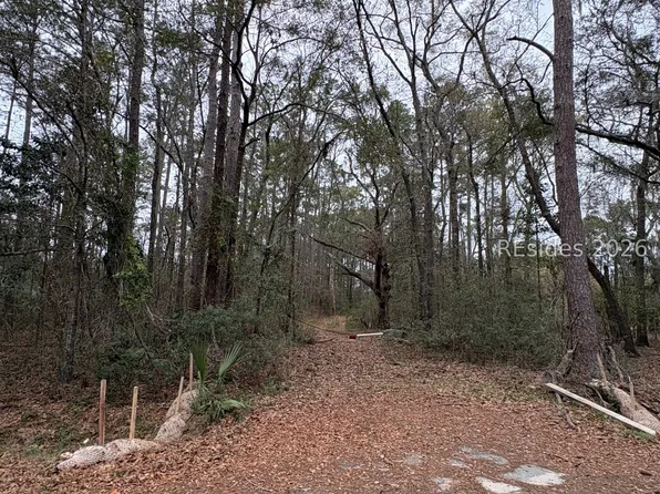 204 Palmetto Bluff Rd, Bluffton, SC 29910