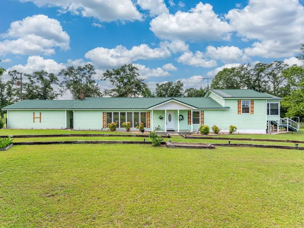 715 Double Bridge Rd, Laurel Hill, FL 32567