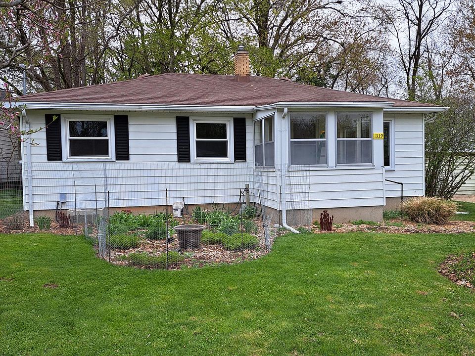 1st image of 1339 Alberta St NE
