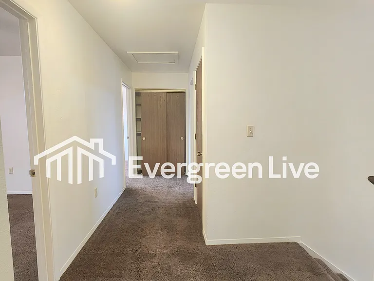 120 Raven Dr — Photo 12