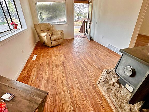 4th image of 234 S Stanolind Ave