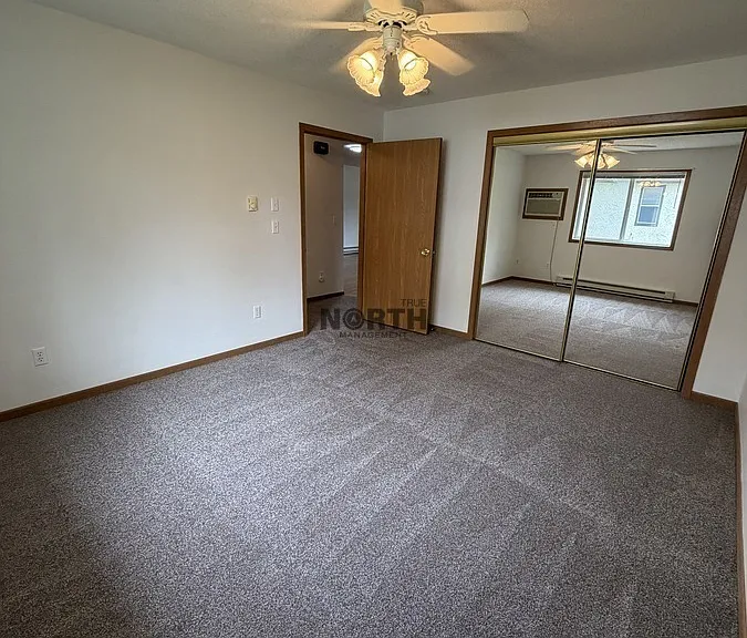 320 Irving St — Photo 11