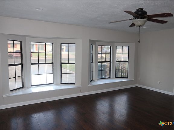 2nd image of 809 N 23rd St