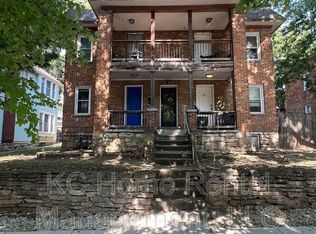 1114 W 41st Ter APT 1W, Kansas City, MO 64111