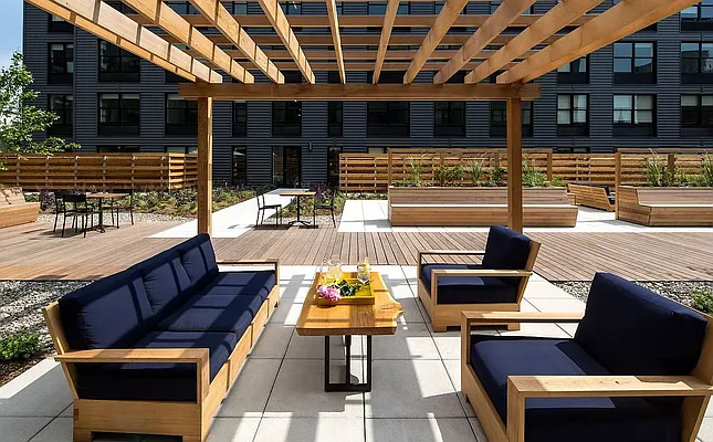 Rented by Domain Companies | media 16