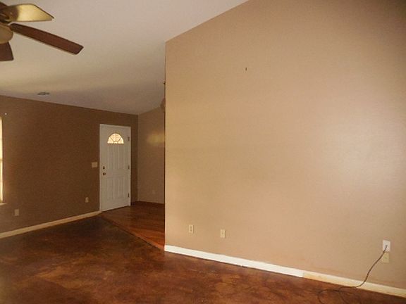 5th image of 4 Ann Cir