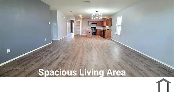 1609 Lone Pine Dr — Photo 1