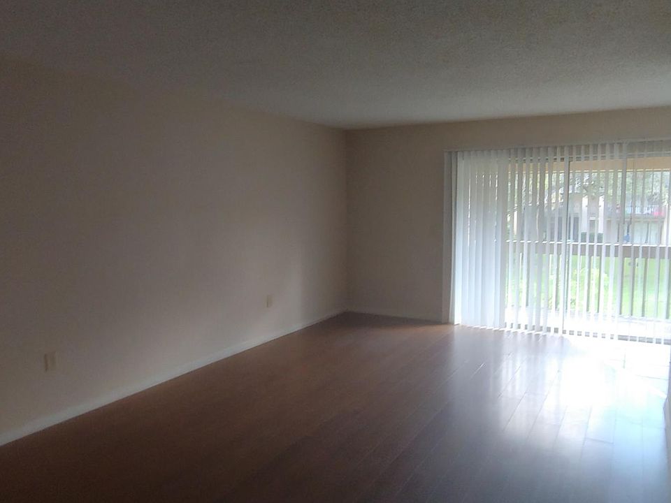 1st image of 4407 S Semoran Blvd APT 3