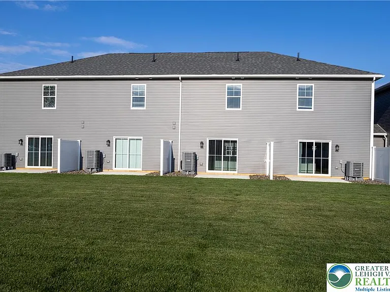 1411 Greenview Dr #12 — Photo 23