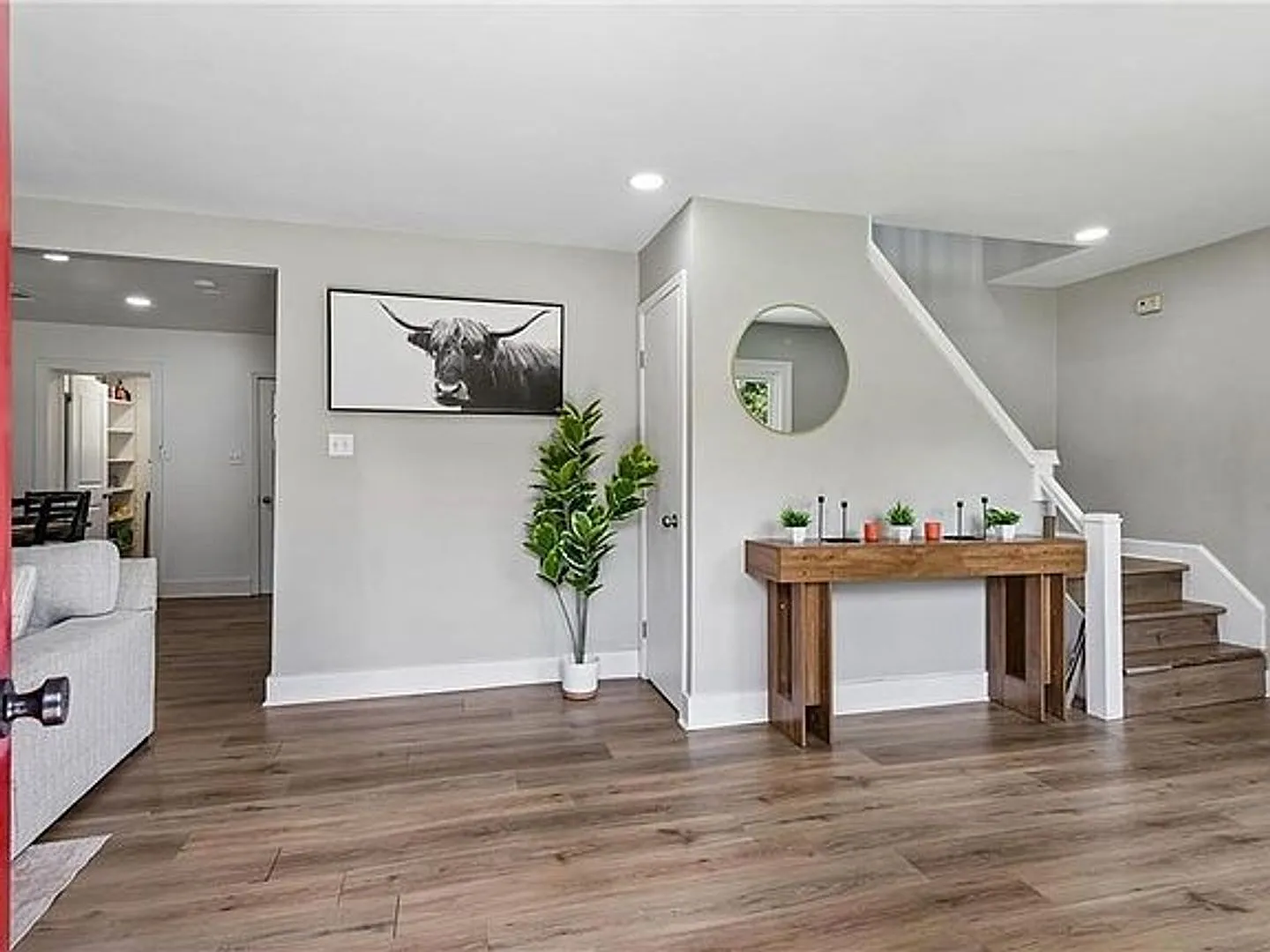 4 bedroom/2 bathroom- West Point — Photo 2