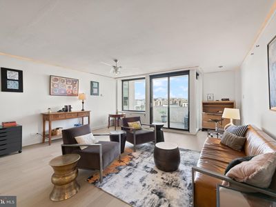 490 M St SW APT W802, Washington, DC, 20024