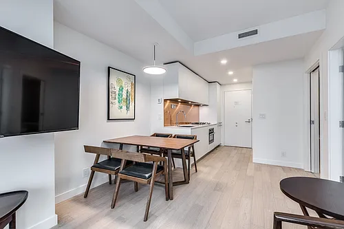 1480 Howe St #3608 Photo 1