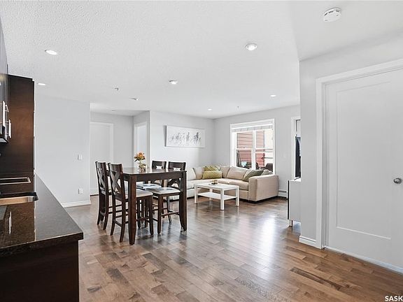 4th image of UNIT 105-230 Slimmon ROAD