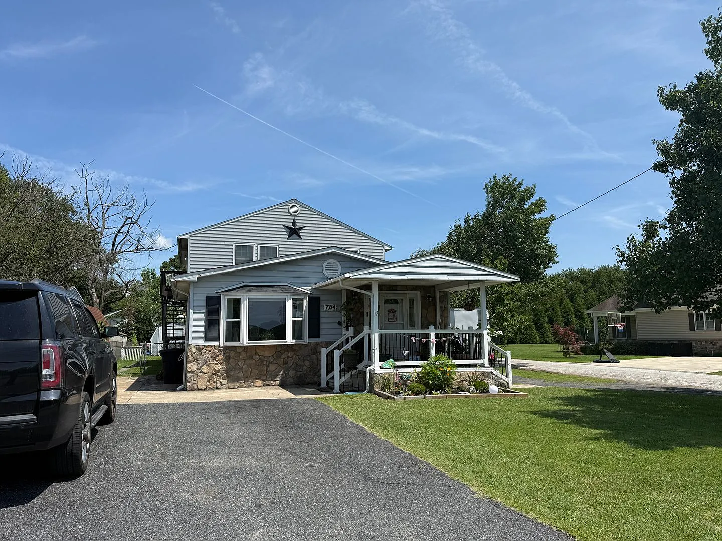 7714 Bay Front Rd — Photo 2