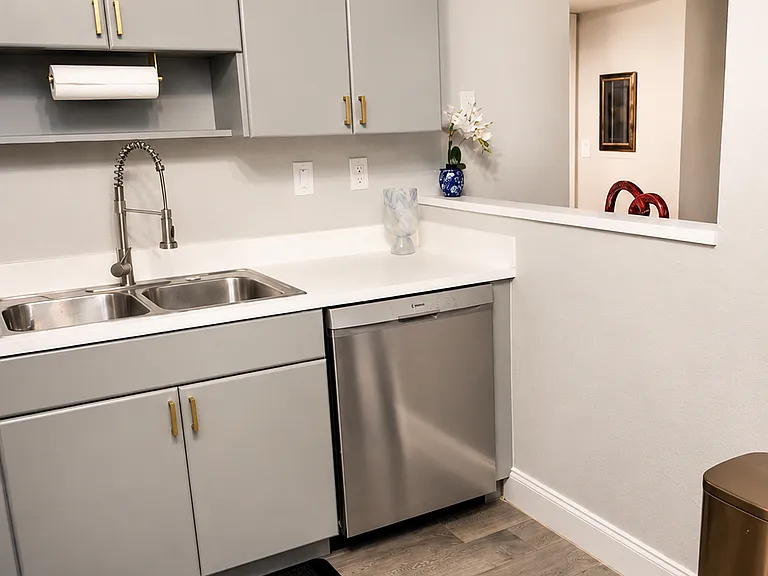21020 Voyager Blvd #1 — Photo 9