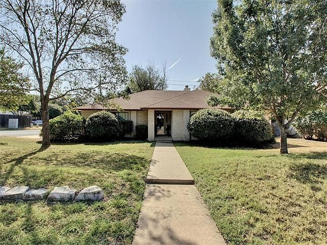 1st image of 11413 Oak Knoll Dr