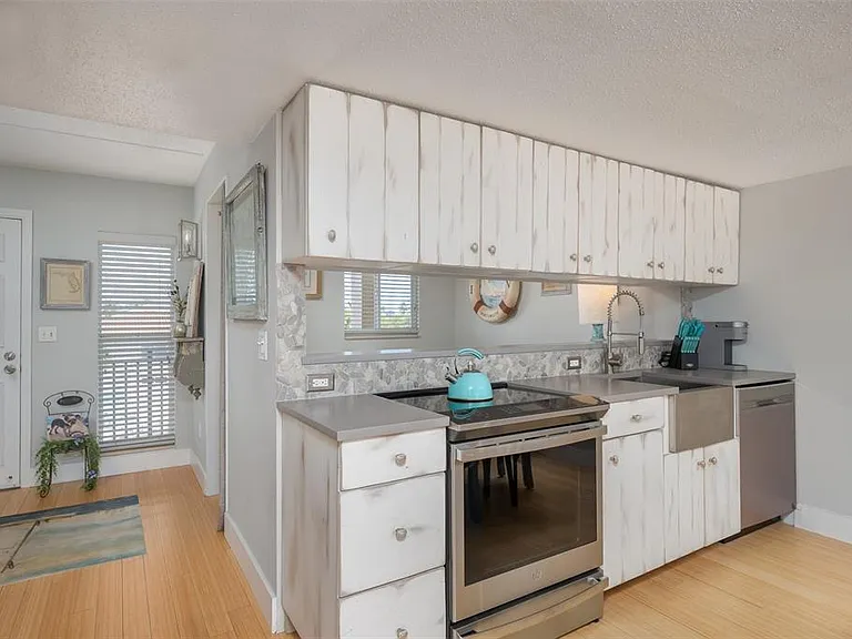 845 Benjamin Franklin Dr #302 — Photo 12