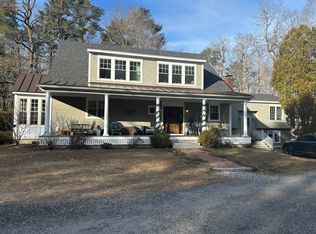 2 Pettengil Rd, Freeport, ME 04032