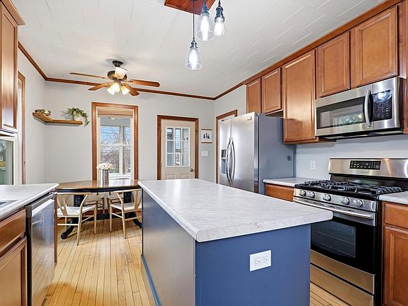 3rd image of 326 Butler STREET