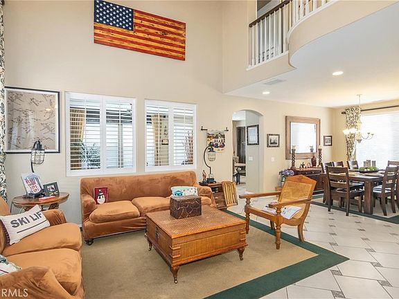 3rd image of 28318 Santa Catarina Rd