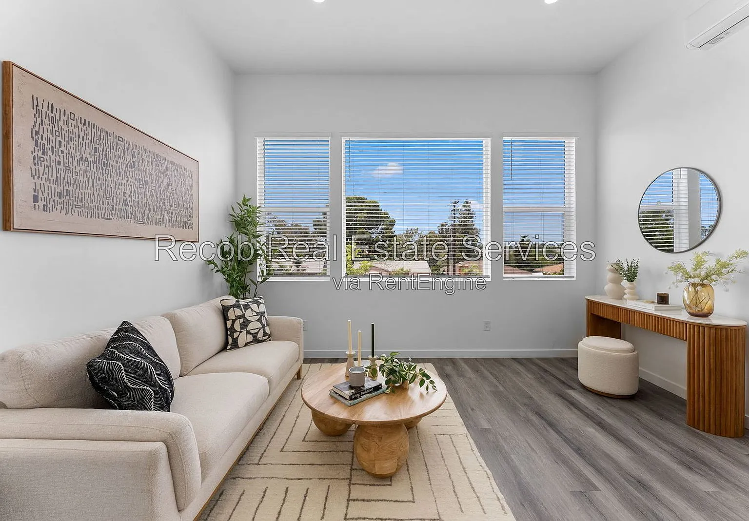 2 bed, 1.0 bath, 750 sqft, $2,845 — Photo 3
