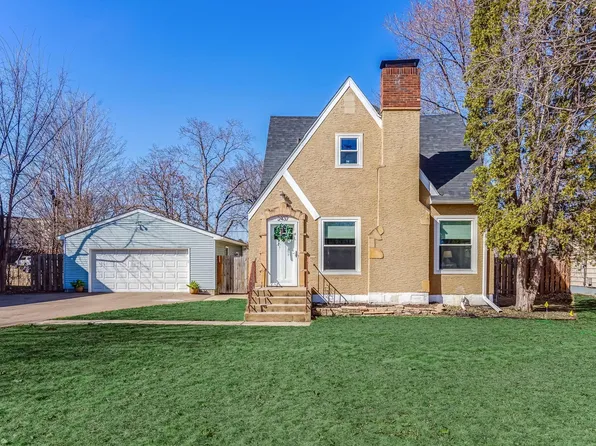 2437 Stewart Ave, Saint Paul, MN 55116